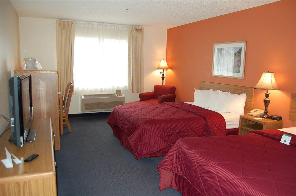 Ramada By Wyndham Coeur D'Alene Hotel Екстериор снимка
