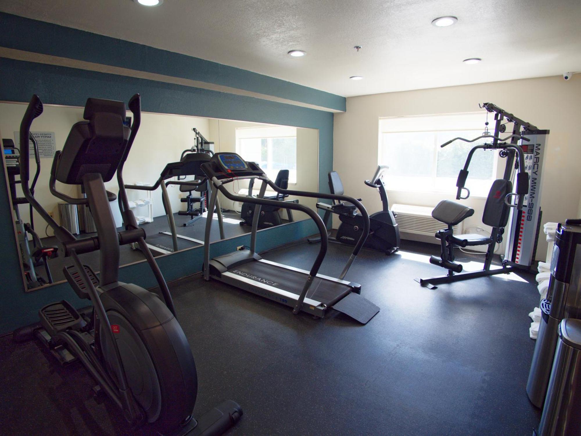 Ramada By Wyndham Coeur D'Alene Hotel Екстериор снимка