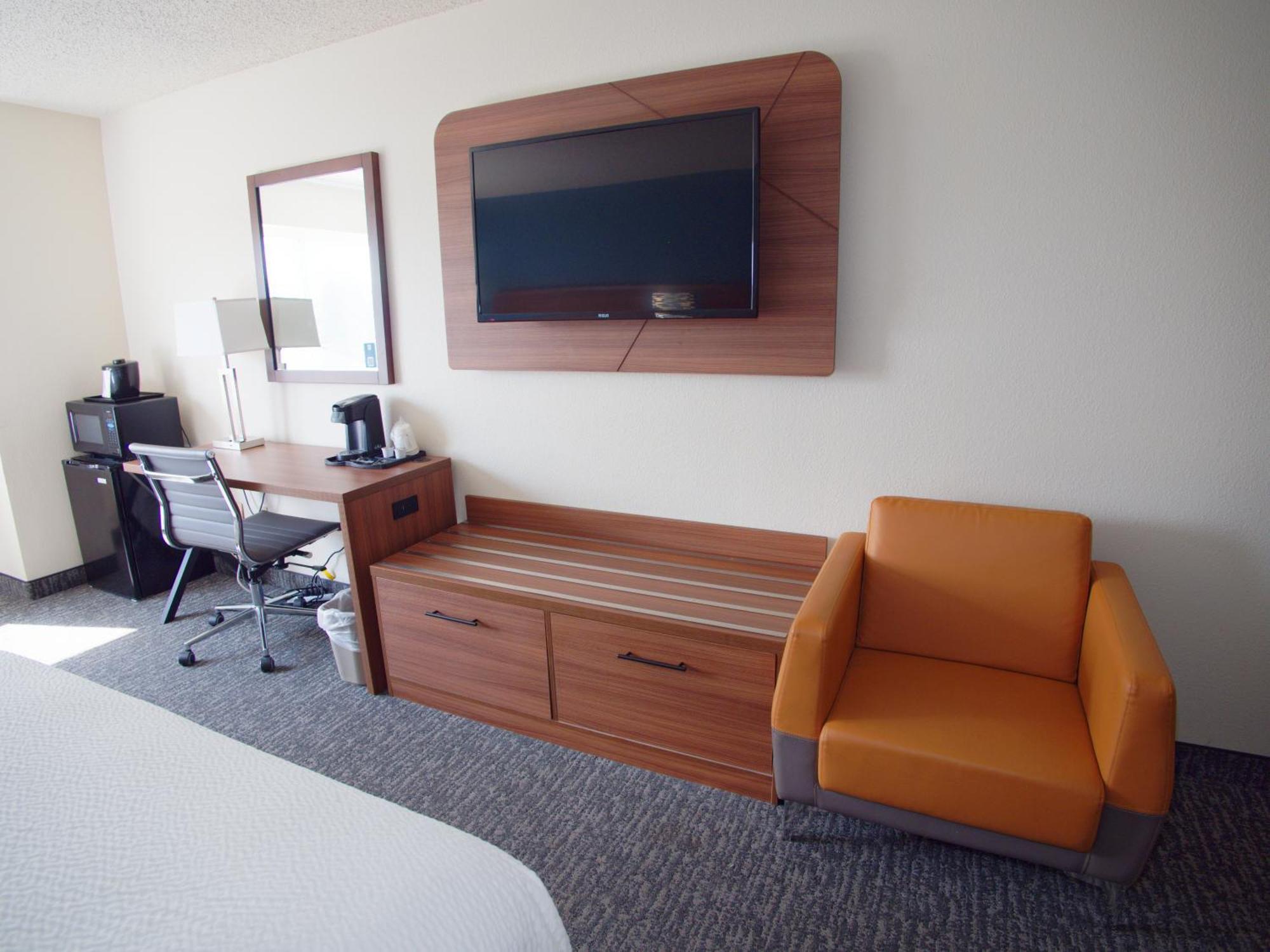 Ramada By Wyndham Coeur D'Alene Hotel Екстериор снимка