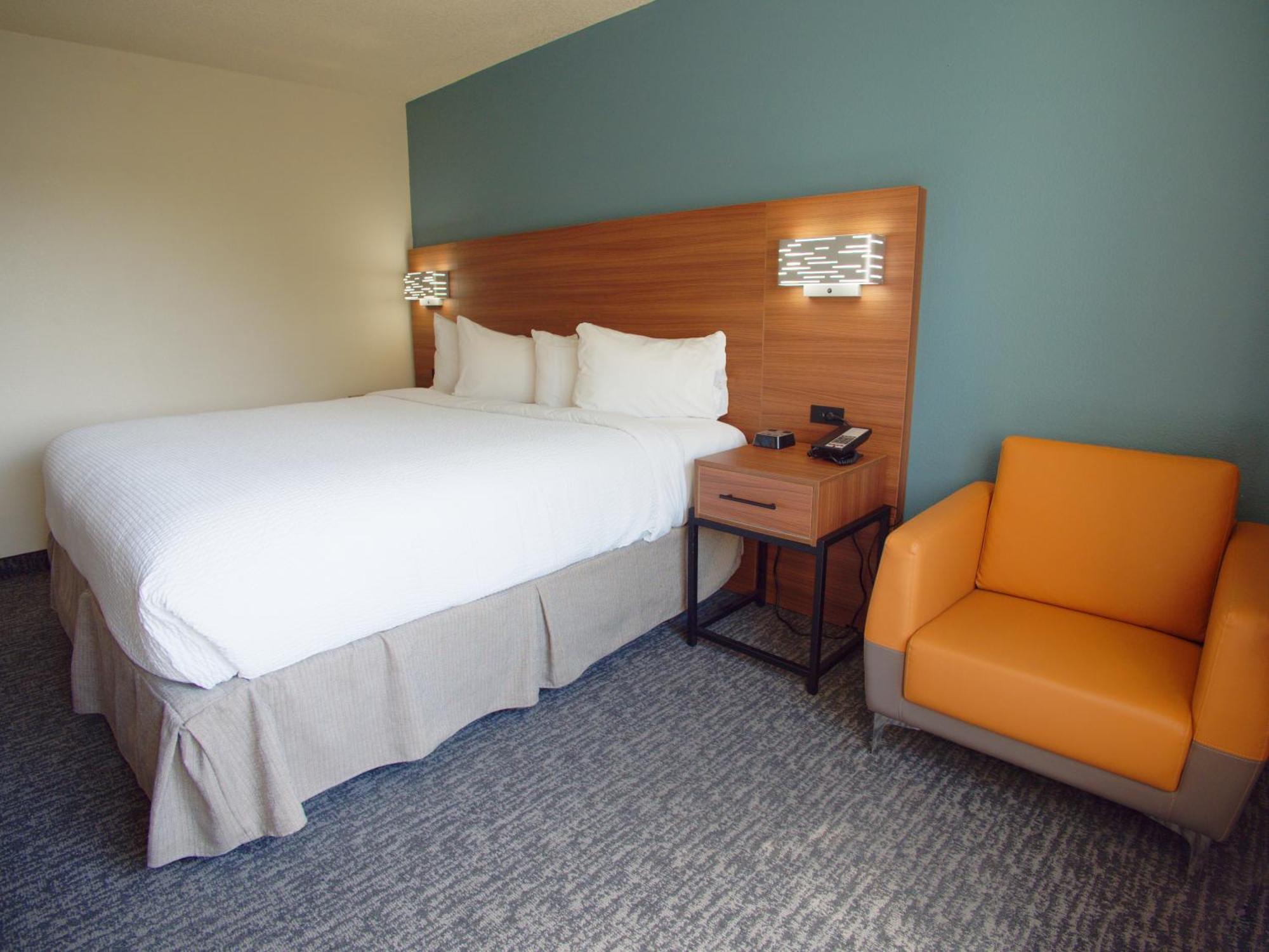Ramada By Wyndham Coeur D'Alene Hotel Екстериор снимка